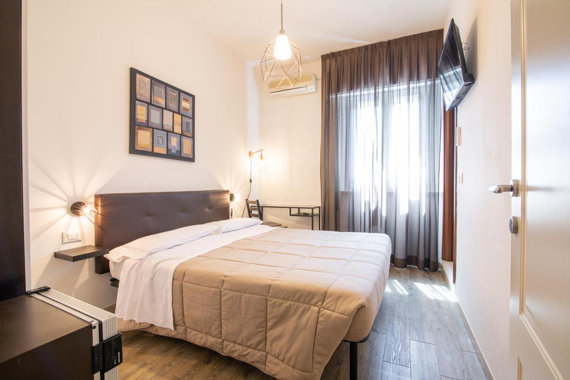 Liliana Hotel 3*