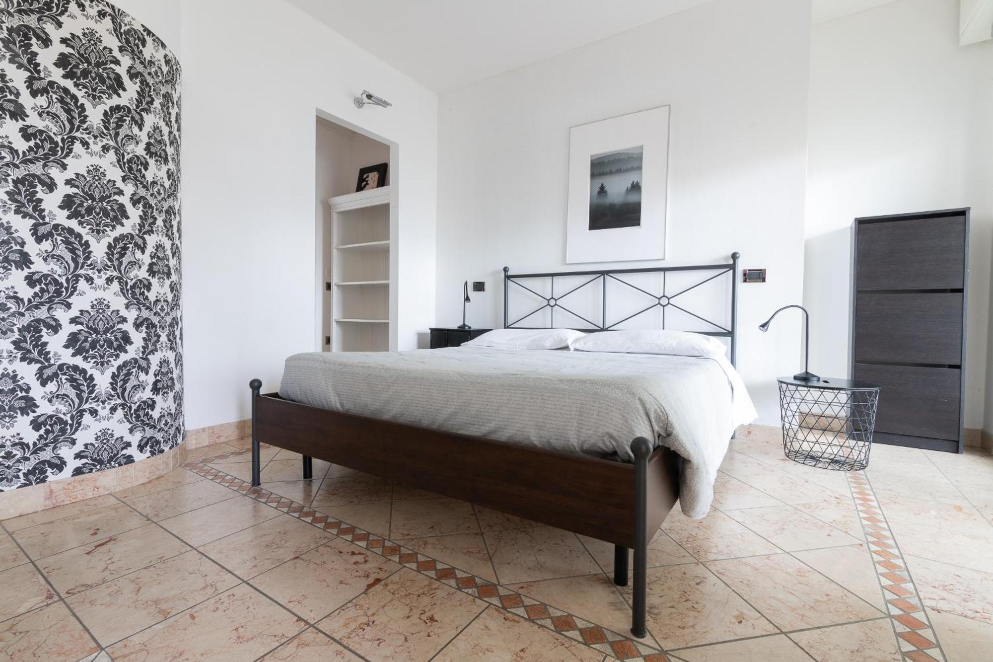 Liliana Hotel 3*